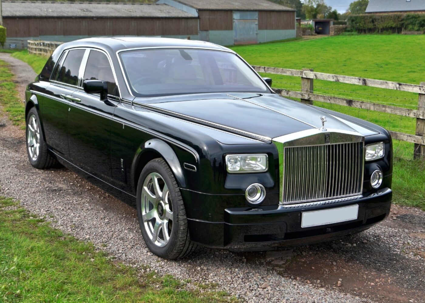 Rolls Royce Phantom wedding car