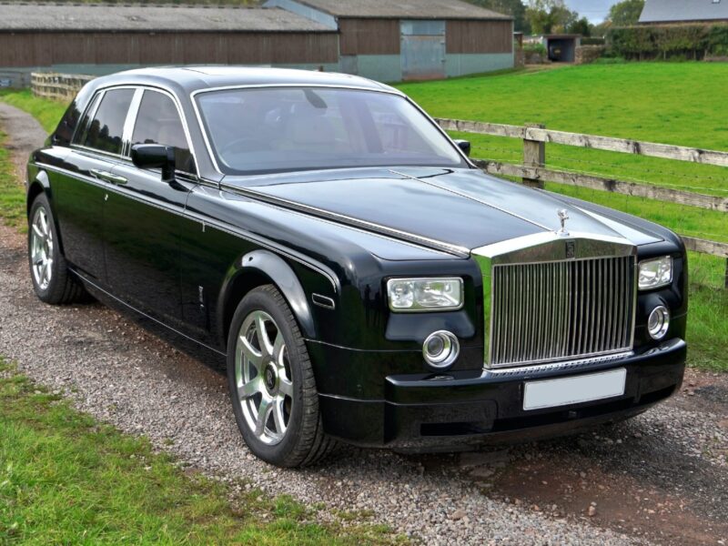 Rolls Royce Phantom wedding car